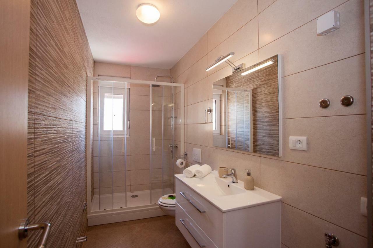 Apartments Mia 4&5 Baska Voda Exterior photo