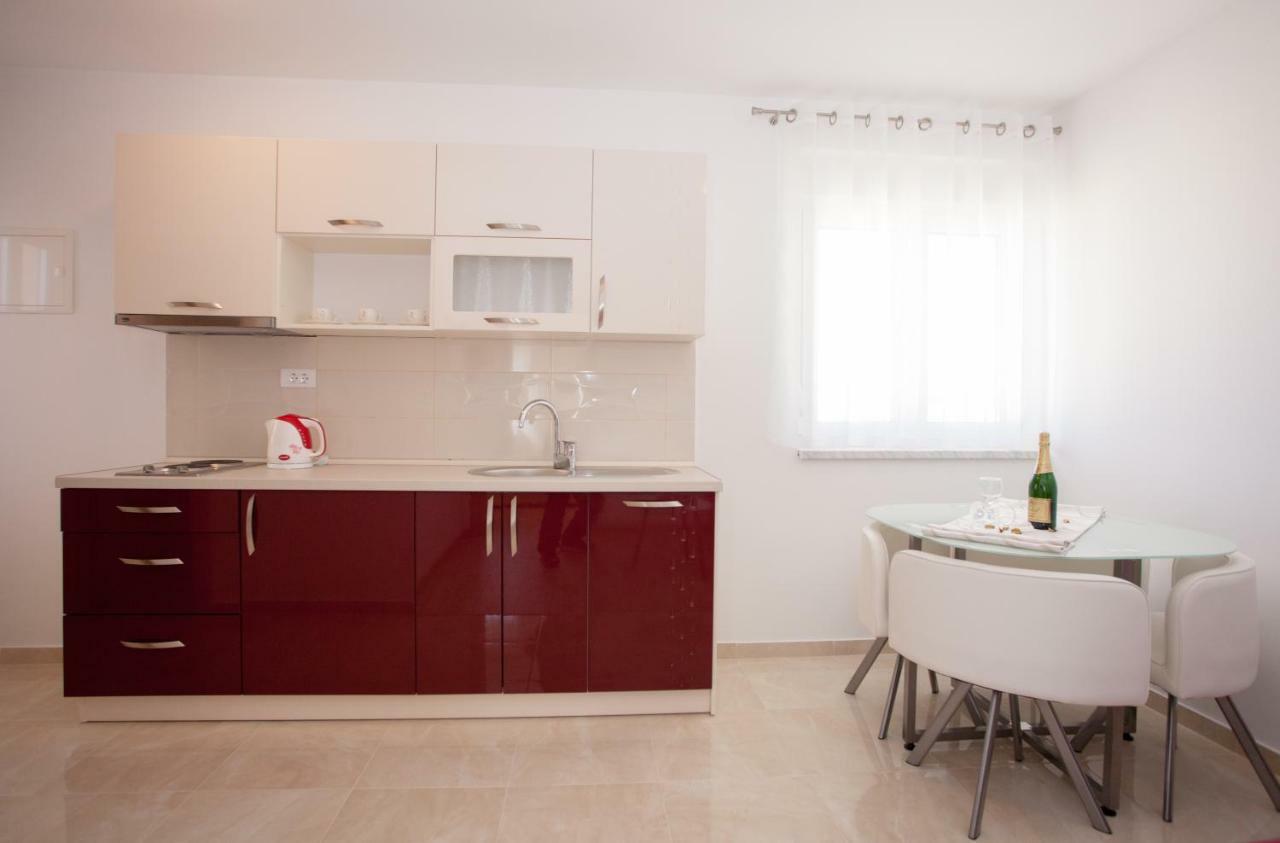 Apartments Mia 4&5 Baska Voda Exterior photo
