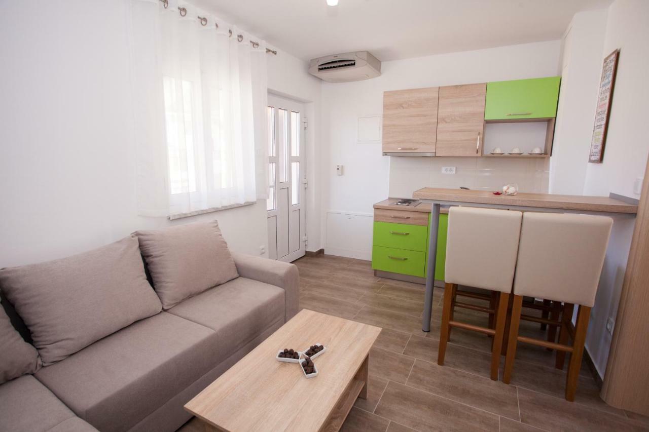Apartments Mia 4&5 Baska Voda Exterior photo