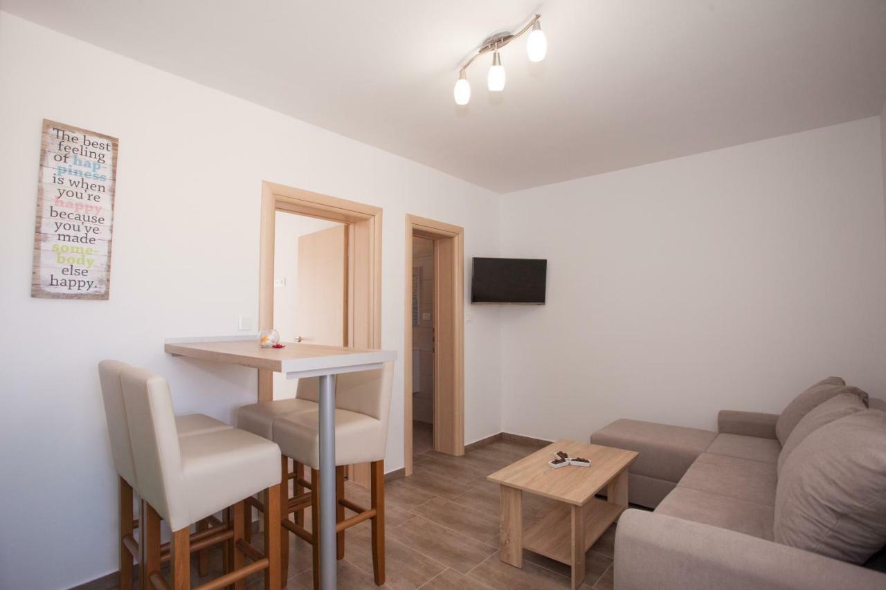 Apartments Mia 4&5 Baska Voda Exterior photo
