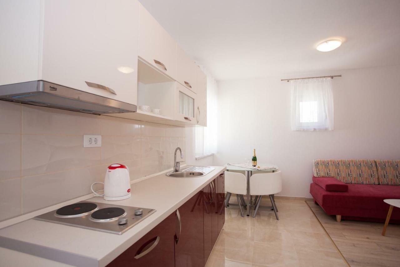 Apartments Mia 4&5 Baska Voda Exterior photo